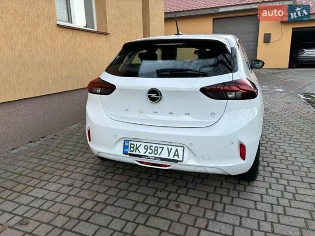 Білий Опель Корса, об'ємом двигуна 0 л та пробігом 16 тис. км за 14800 $, фото 4 на Automoto.ua