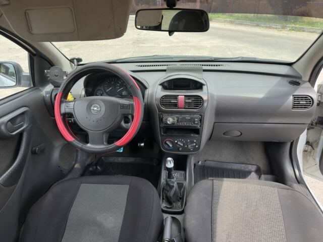 Білий Опель Корса, об'ємом двигуна 0 л та пробігом 380 тис. км за 956 $, фото 6 на Automoto.ua