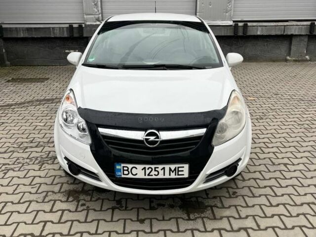 Белый Опель Корса, объемом двигателя 1.2 л и пробегом 340 тыс. км за 2950 $, фото 1 на Automoto.ua