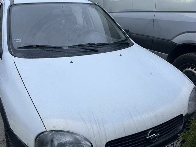 Білий Опель Корса, об'ємом двигуна 1.1 л та пробігом 123 тис. км за 711 $, фото 2 на Automoto.ua