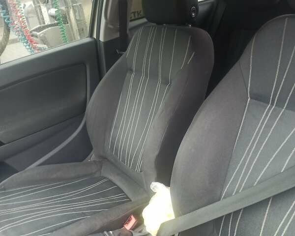 Бежевый Опель Корса, объемом двигателя 1 л и пробегом 330 тыс. км за 4300 $, фото 23 на Automoto.ua