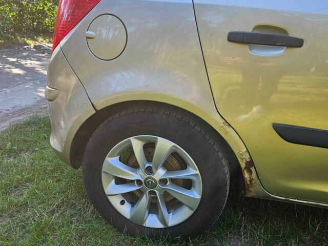 Бежевый Опель Корса, объемом двигателя 1.2 л и пробегом 320 тыс. км за 3200 $, фото 15 на Automoto.ua