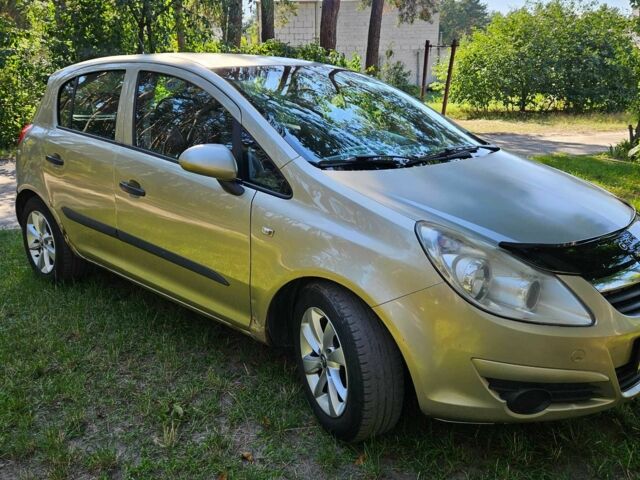 Бежевый Опель Корса, объемом двигателя 1.2 л и пробегом 320 тыс. км за 3200 $, фото 4 на Automoto.ua