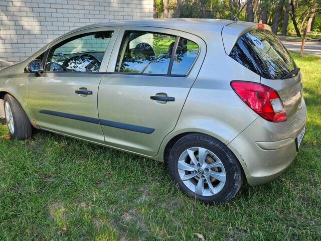 Бежевый Опель Корса, объемом двигателя 1.2 л и пробегом 320 тыс. км за 3200 $, фото 9 на Automoto.ua