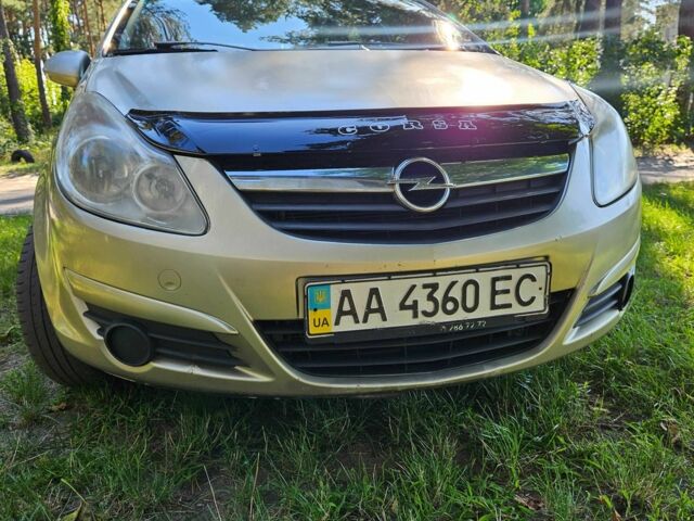 Бежевый Опель Корса, объемом двигателя 1.2 л и пробегом 320 тыс. км за 3200 $, фото 3 на Automoto.ua