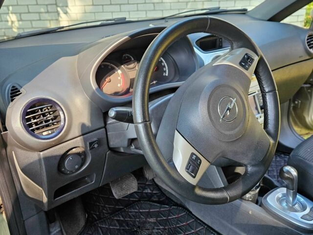 Бежевый Опель Корса, объемом двигателя 1.2 л и пробегом 320 тыс. км за 3200 $, фото 19 на Automoto.ua