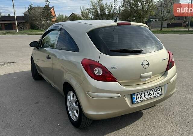 Бежевий Опель Корса, об'ємом двигуна 1.23 л та пробігом 197 тис. км за 5000 $, фото 7 на Automoto.ua