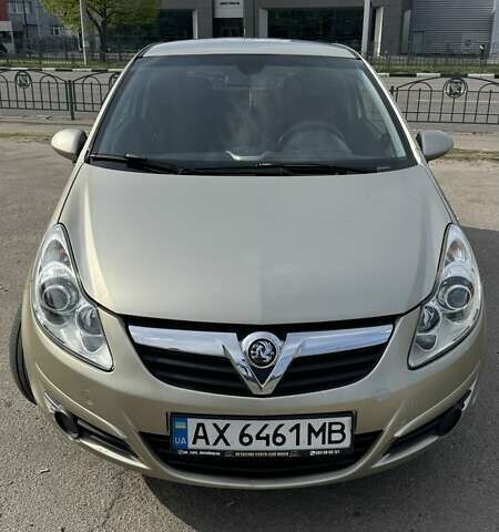 Бежевий Опель Корса, об'ємом двигуна 1.23 л та пробігом 197 тис. км за 5000 $, фото 5 на Automoto.ua