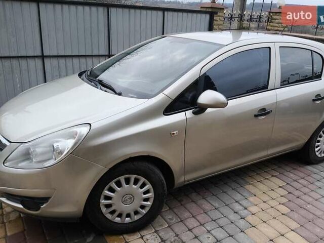 Бежевый Опель Корса, объемом двигателя 1.23 л и пробегом 140 тыс. км за 3000 $, фото 3 на Automoto.ua