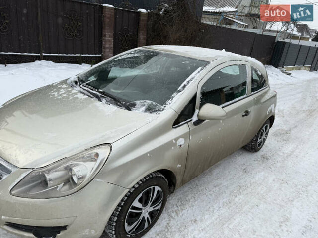 Бежевый Опель Корса, объемом двигателя 1.23 л и пробегом 268 тыс. км за 4700 $, фото 1 на Automoto.ua