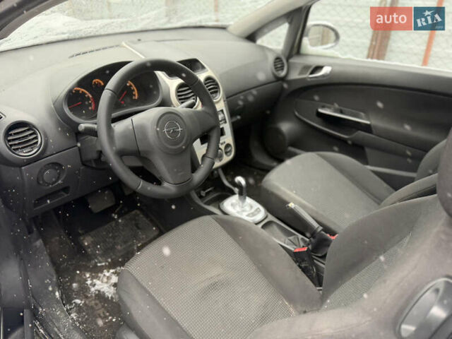 Бежевый Опель Корса, объемом двигателя 1.23 л и пробегом 268 тыс. км за 4700 $, фото 11 на Automoto.ua