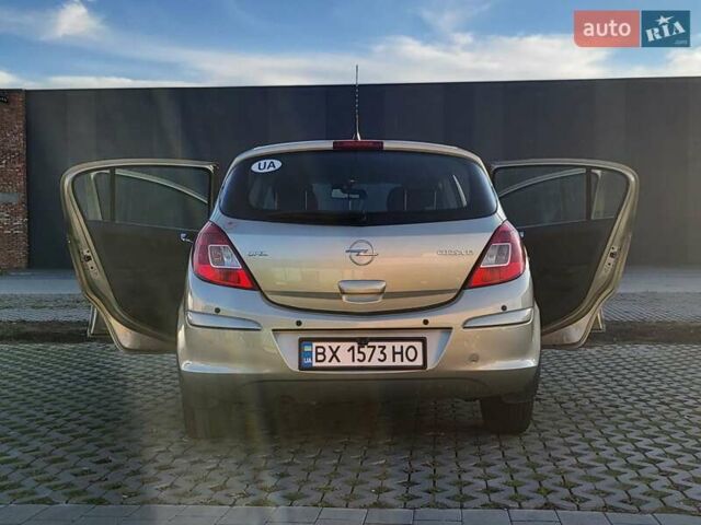 Бежевий Опель Корса, об'ємом двигуна 1.2 л та пробігом 155 тис. км за 5000 $, фото 3 на Automoto.ua