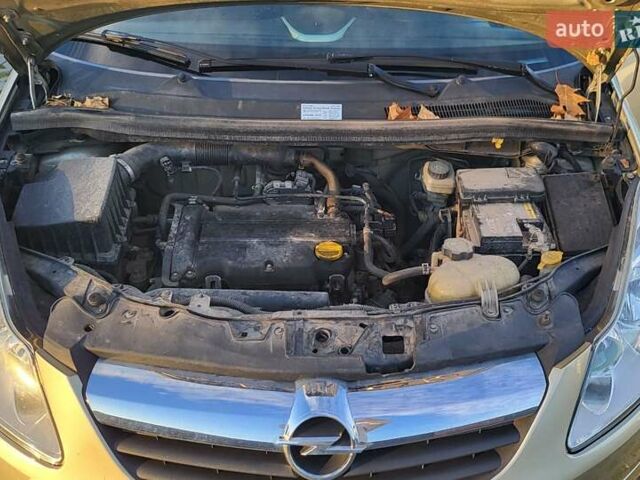 Бежевий Опель Корса, об'ємом двигуна 1.2 л та пробігом 155 тис. км за 5000 $, фото 13 на Automoto.ua