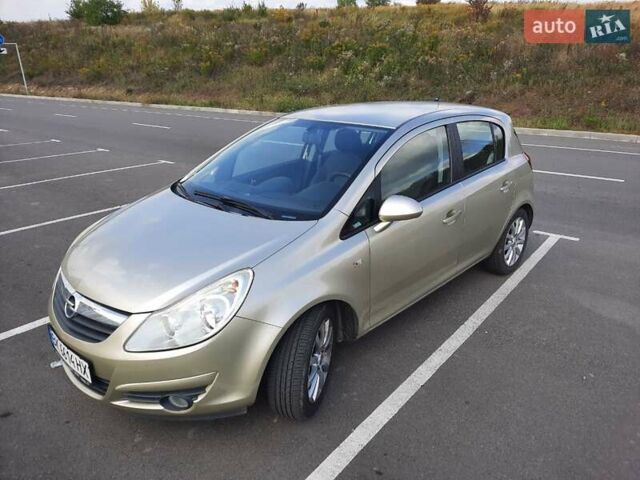 Опель Корса 2008 в Ровно на Automoto.ua Бежевый Опель Корса, объемом двигателя 1.36 л и пробегом 120 тыс. км за 4685 $, фото 2 на Automoto.ua