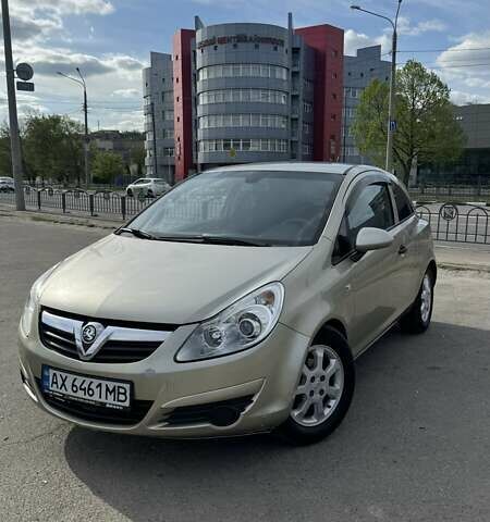 Бежевий Опель Корса, об'ємом двигуна 1.23 л та пробігом 197 тис. км за 5000 $, фото 8 на Automoto.ua