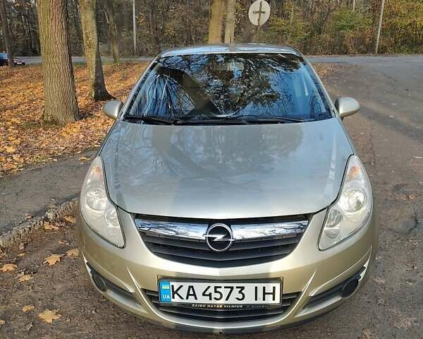 Бежевий Опель Корса, об'ємом двигуна 1.23 л та пробігом 170 тис. км за 4200 $, фото 3 на Automoto.ua