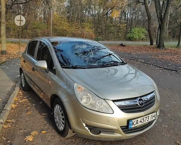 Бежевий Опель Корса, об'ємом двигуна 1.23 л та пробігом 170 тис. км за 4200 $, фото 2 на Automoto.ua
