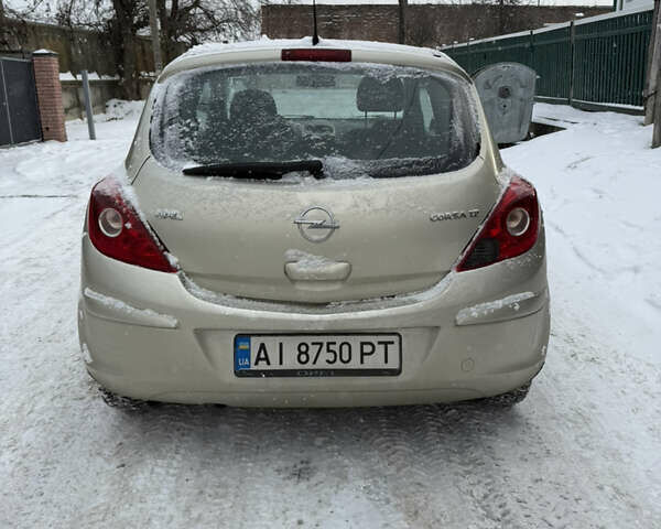 Бежевый Опель Корса, объемом двигателя 1.23 л и пробегом 268 тыс. км за 4700 $, фото 4 на Automoto.ua