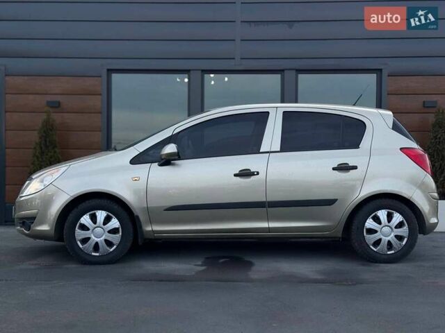 Бежевый Опель Корса, объемом двигателя 1.23 л и пробегом 142 тыс. км за 5300 $, фото 1 на Automoto.ua