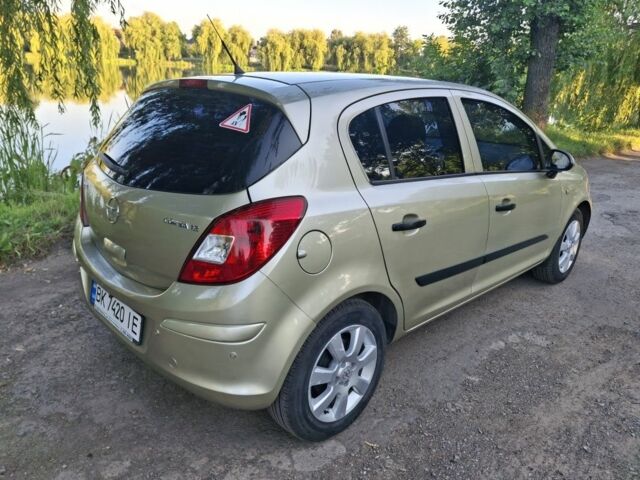 Бежевий Опель Корса, об'ємом двигуна 1.2 л та пробігом 141 тис. км за 5555 $, фото 2 на Automoto.ua