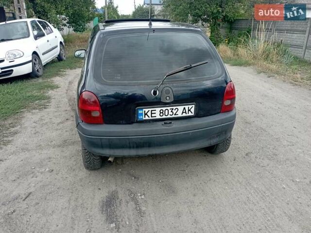Черный Опель Корса, объемом двигателя 1.2 л и пробегом 450 тыс. км за 1700 $, фото 7 на Automoto.ua