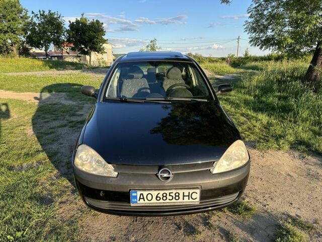 Черный Опель Корса, объемом двигателя 1.7 л и пробегом 340 тыс. км за 3000 $, фото 1 на Automoto.ua