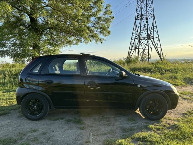 Черный Опель Корса, объемом двигателя 1.7 л и пробегом 340 тыс. км за 3000 $, фото 3 на Automoto.ua