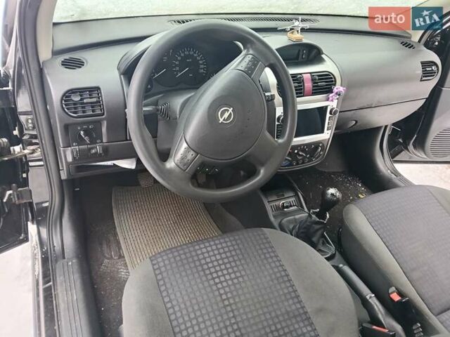 Чорний Опель Корса, об'ємом двигуна 1.2 л та пробігом 176 тис. км за 1200 $, фото 9 на Automoto.ua