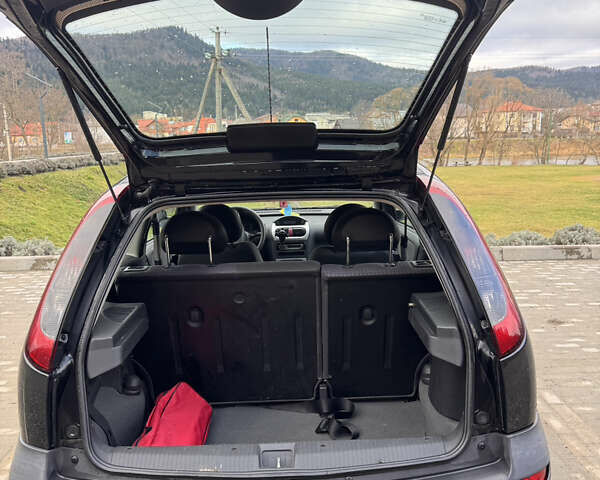 Чорний Опель Корса, об'ємом двигуна 1.2 л та пробігом 134 тис. км за 4000 $, фото 6 на Automoto.ua