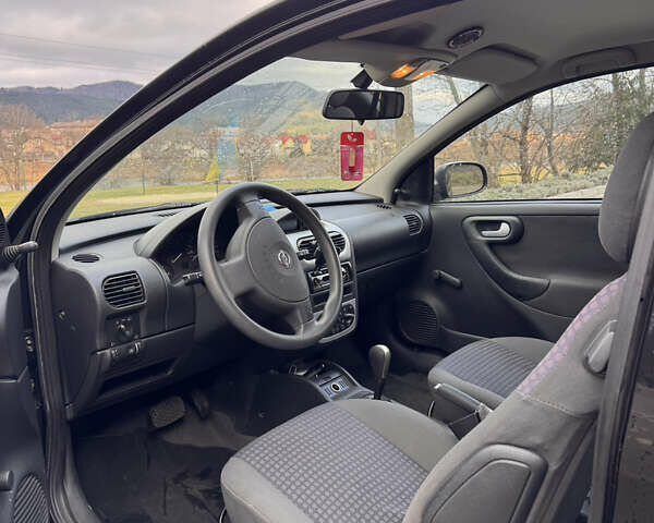 Чорний Опель Корса, об'ємом двигуна 1.2 л та пробігом 134 тис. км за 4000 $, фото 3 на Automoto.ua