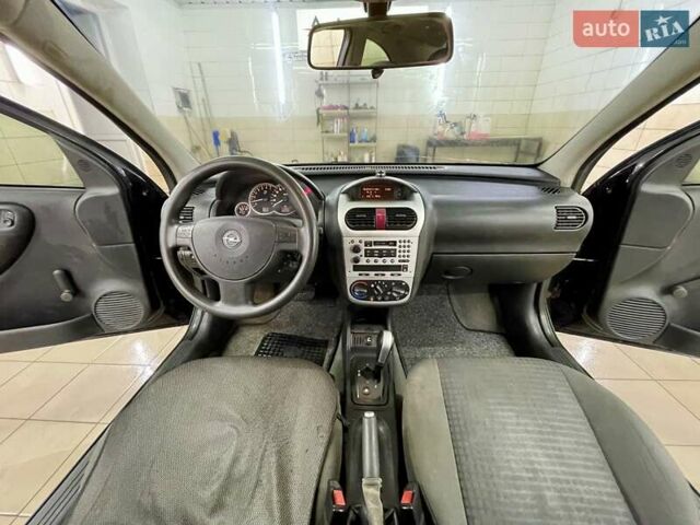 Черный Опель Корса, объемом двигателя 0.97 л и пробегом 260 тыс. км за 2999 $, фото 27 на Automoto.ua