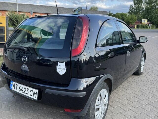 Черный Опель Корса, объемом двигателя 1 л и пробегом 140 тыс. км за 2300 $, фото 2 на Automoto.ua