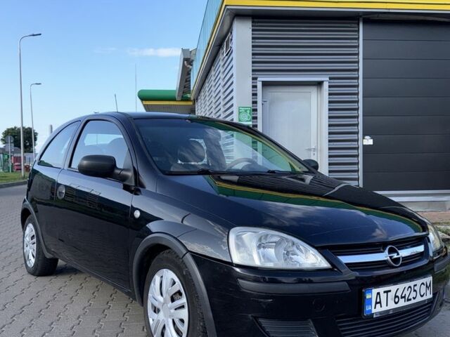 Черный Опель Корса, объемом двигателя 1 л и пробегом 140 тыс. км за 2300 $, фото 1 на Automoto.ua