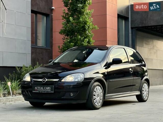 Черный Опель Корса, объемом двигателя 1.2 л и пробегом 140 тыс. км за 3300 $, фото 1 на Automoto.ua