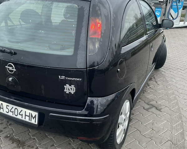 Чорний Опель Корса, об'ємом двигуна 1.2 л та пробігом 240 тис. км за 2800 $, фото 2 на Automoto.ua