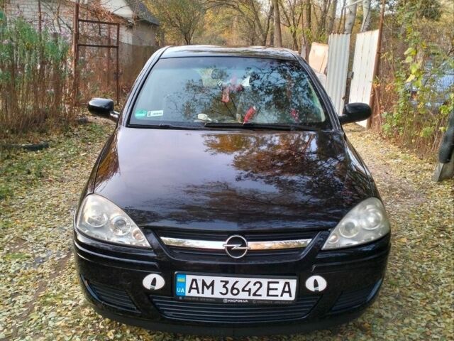 Черный Опель Корса, объемом двигателя 1.2 л и пробегом 220 тыс. км за 3600 $, фото 1 на Automoto.ua