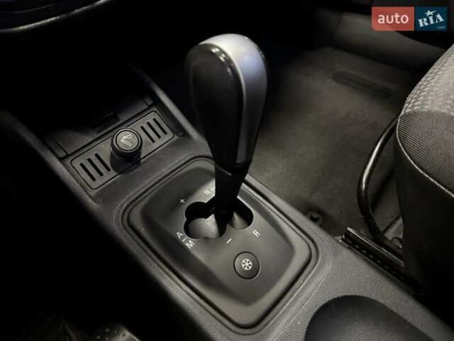 Черный Опель Корса, объемом двигателя 0 л и пробегом 127 тыс. км за 3600 $, фото 28 на Automoto.ua