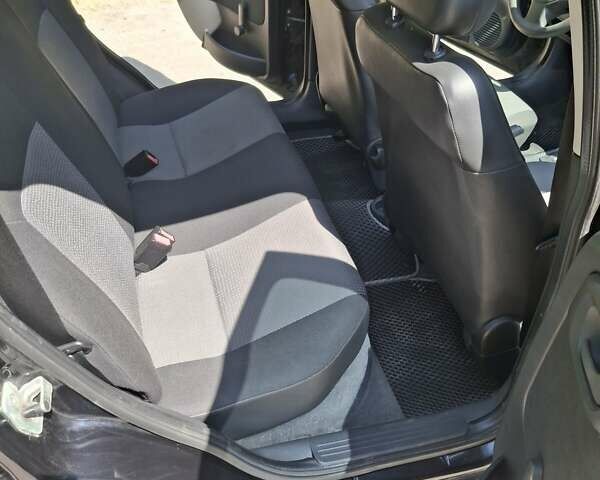 Чорний Опель Корса, об'ємом двигуна 1.2 л та пробігом 228 тис. км за 3900 $, фото 8 на Automoto.ua
