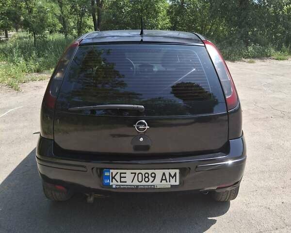 Чорний Опель Корса, об'ємом двигуна 1.2 л та пробігом 228 тис. км за 3900 $, фото 2 на Automoto.ua