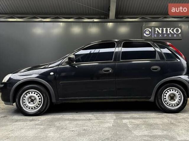 Черный Опель Корса, объемом двигателя 0 л и пробегом 127 тыс. км за 3600 $, фото 5 на Automoto.ua