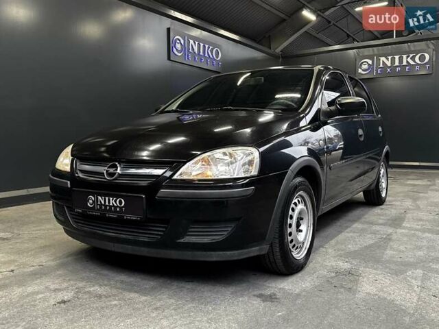 Черный Опель Корса, объемом двигателя 0 л и пробегом 127 тыс. км за 3600 $, фото 1 на Automoto.ua