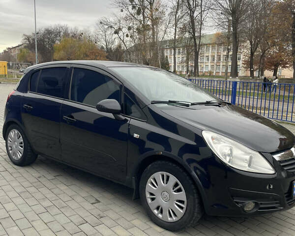 Черный Опель Корса, объемом двигателя 1.2 л и пробегом 210 тыс. км за 3200 $, фото 1 на Automoto.ua