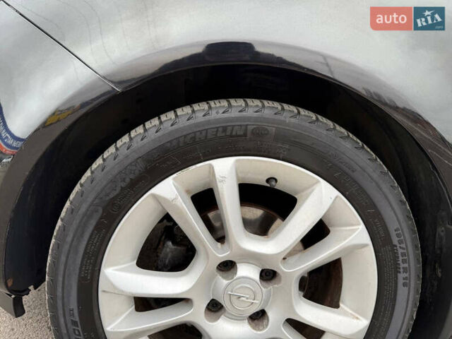 Чорний Опель Корса, об'ємом двигуна 1.4 л та пробігом 193 тис. км за 5300 $, фото 25 на Automoto.ua