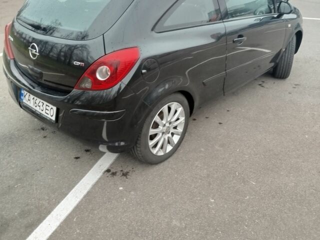 Чорний Опель Корса, об'ємом двигуна 1.2 л та пробігом 250 тис. км за 3600 $, фото 2 на Automoto.ua