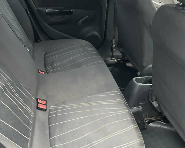 Черный Опель Корса, объемом двигателя 1.2 л и пробегом 210 тыс. км за 3200 $, фото 19 на Automoto.ua