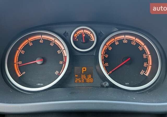 Черный Опель Корса, объемом двигателя 1.4 л и пробегом 253 тыс. км за 5599 $, фото 1 на Automoto.ua