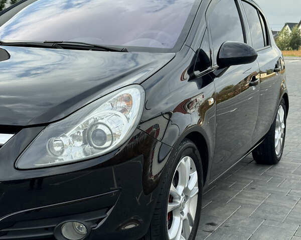 Чорний Опель Корса, об'ємом двигуна 1.4 л та пробігом 195 тис. км за 8299 $, фото 68 на Automoto.ua
