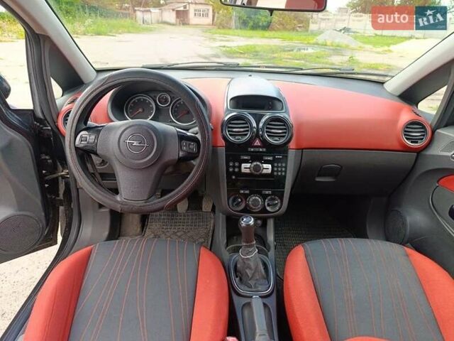 Чорний Опель Корса, об'ємом двигуна 1.2 л та пробігом 210 тис. км за 4200 $, фото 11 на Automoto.ua