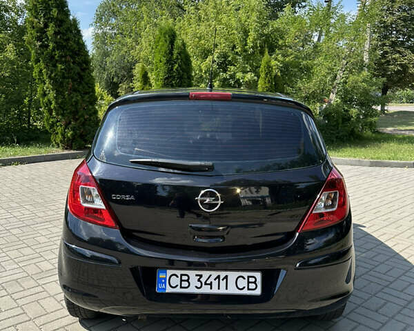 Черный Опель Корса, объемом двигателя 1.2 л и пробегом 139 тыс. км за 3999 $, фото 4 на Automoto.ua