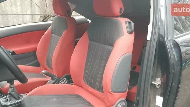 Чорний Опель Корса, об'ємом двигуна 1 л та пробігом 160 тис. км за 2500 $, фото 11 на Automoto.ua